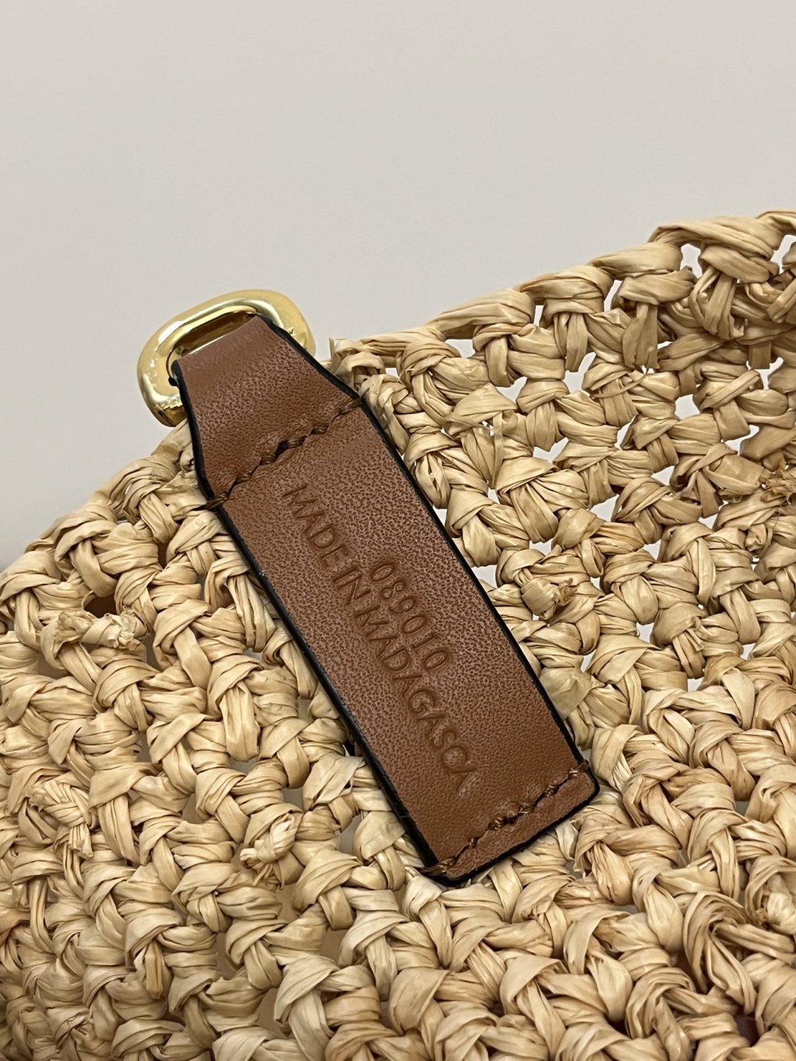 Loewe Women's Slit Adjustable Shoulder Strap Solid Color Woven Resort Style Raffia Mini Tote Crossbody Bag Bags #76331