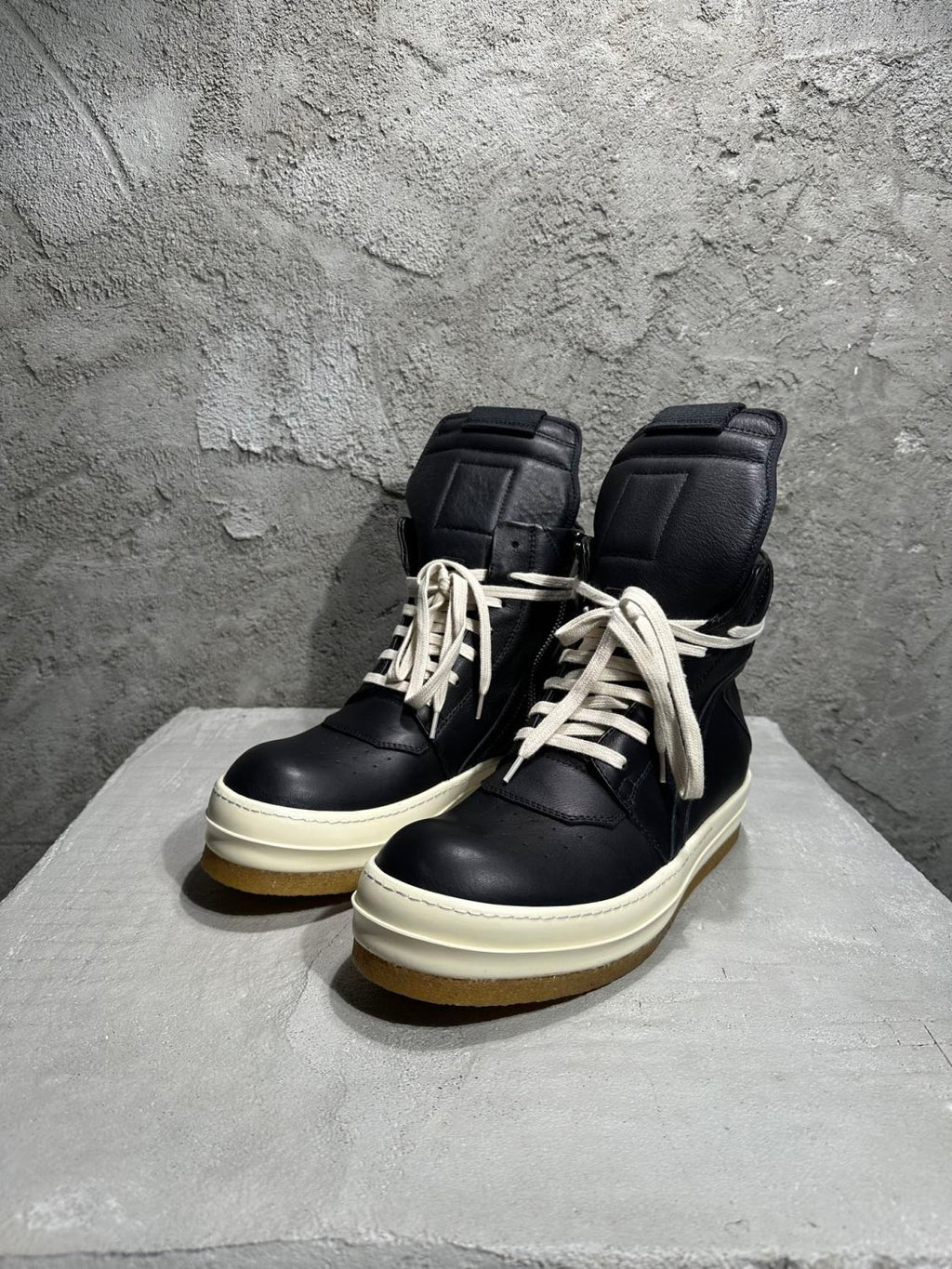 Rick Owens Men's Running Shoes Lightweight Shock-absorbing Breathable Comfortable Sports Leisure Shoes Four-season Height-increasing Short Boots Ngvp #2191