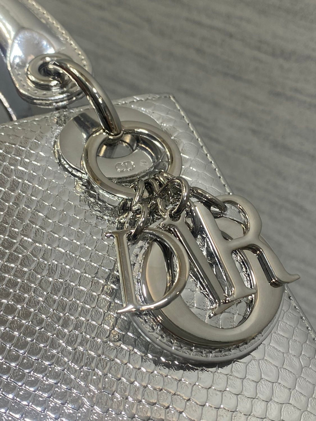 Dior Lady Women's Solid Color Metal Pendant Detachable Chain Shoulder Strap Snake Skin Single Shoulder Crossbody Handbag Bag Bags #77722
