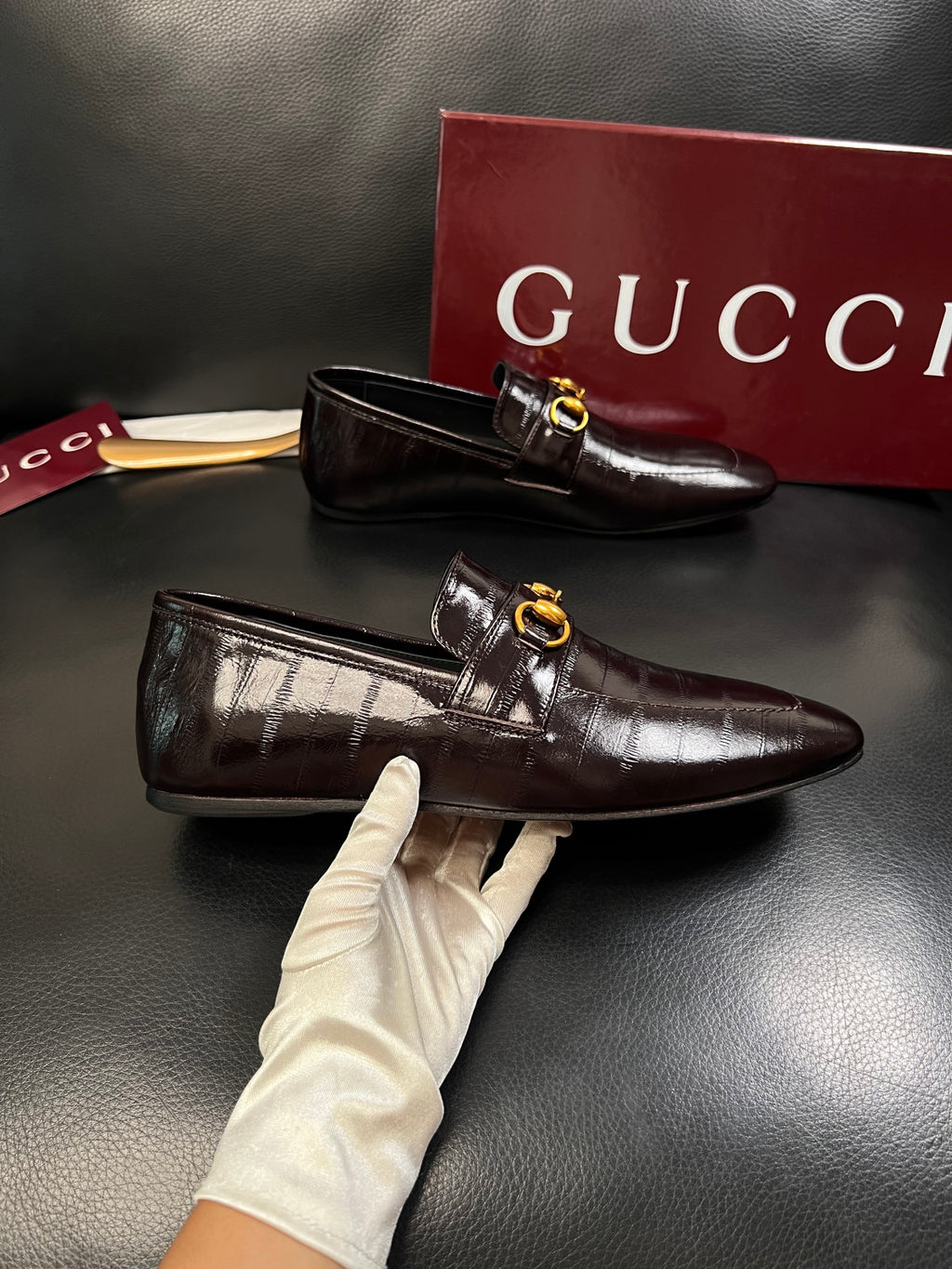 GUCCI Men's Ragazzo Eel Loafer in Dark Brown #388024