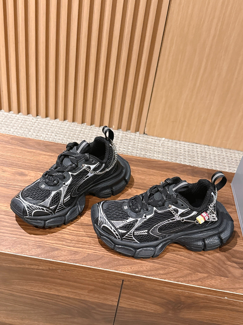 Balenciaga 3xl Gradient Sneaker With Charms#381666