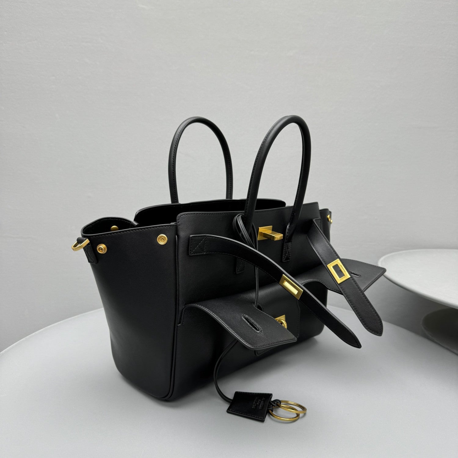 Balenciaga Bel Air Carry All Bag Small #310427