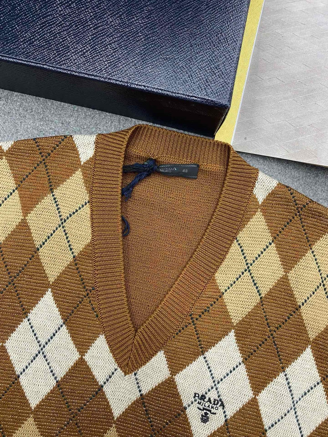 Prada Men's Spring And Fall Brown Diamond Applique V-neck Knitted Wool Casual Long Sleeved Sweater #73612