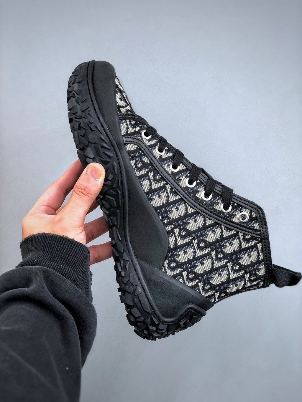 Dior Men's B28 Black Dior Oblique Jacquard and Rubber High Top Sneakers Trainers #335983