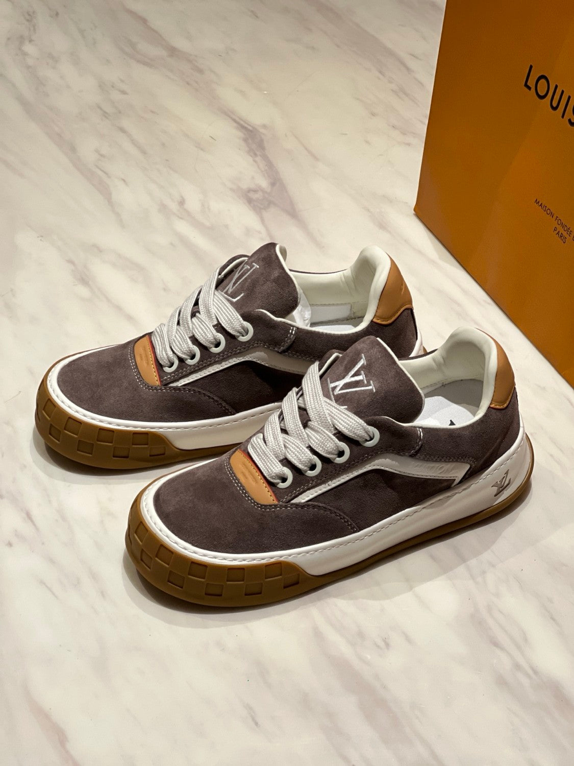 Louis Vuitton LV Tilted Sneaker Shoes 1AJ744 #335335