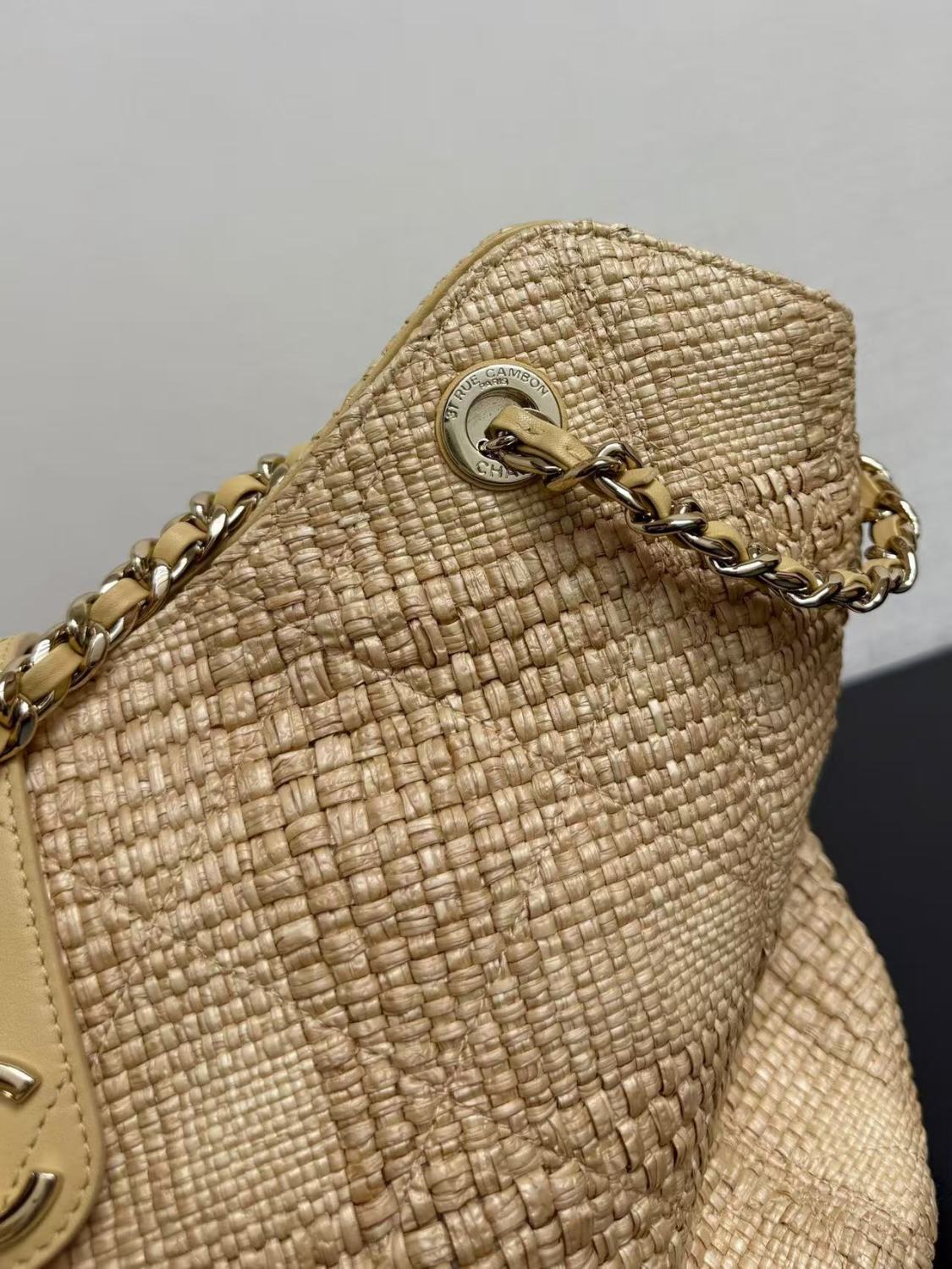 Chanel 2026 Spring/summer Preview Collection Shopping Bag Beige Woven Bags Gold-toned Metal-accented Leather Chain Crossbody Bag And Casual Straw Bags For Vacation #196025