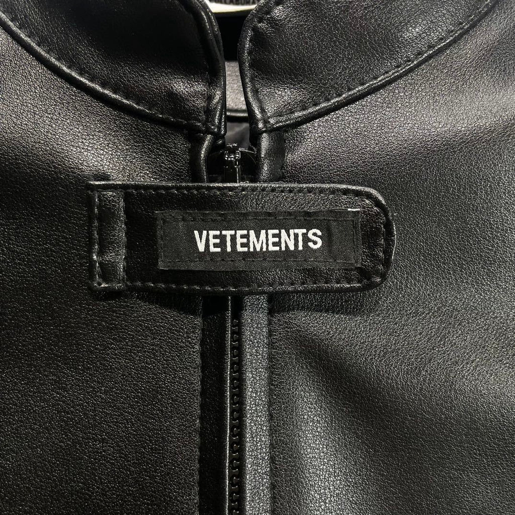 Vetements Men's Winter Letter Printed Long Sleeve Short Fit Motorcycle Leather Jacket #95111