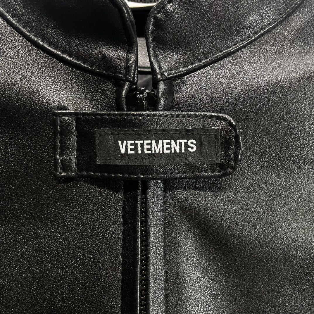 Vetements Men's Winter Letter Printed Long Sleeve Short Fit Motorcycle Leather Jacket #95111