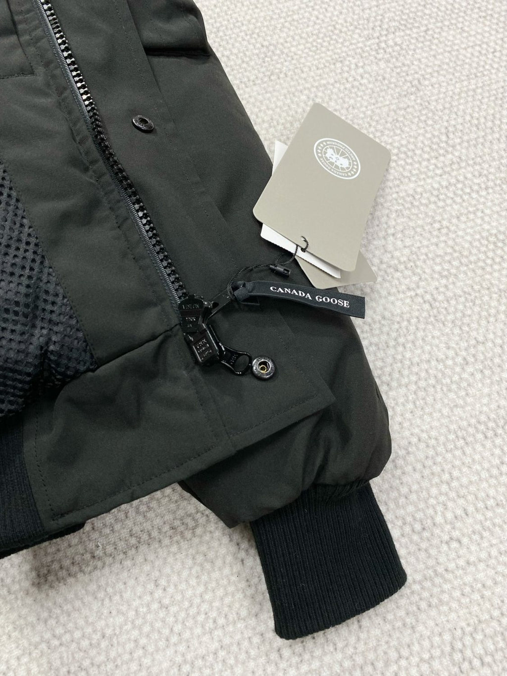 Canada Goose Goose Down Jacket #333770
