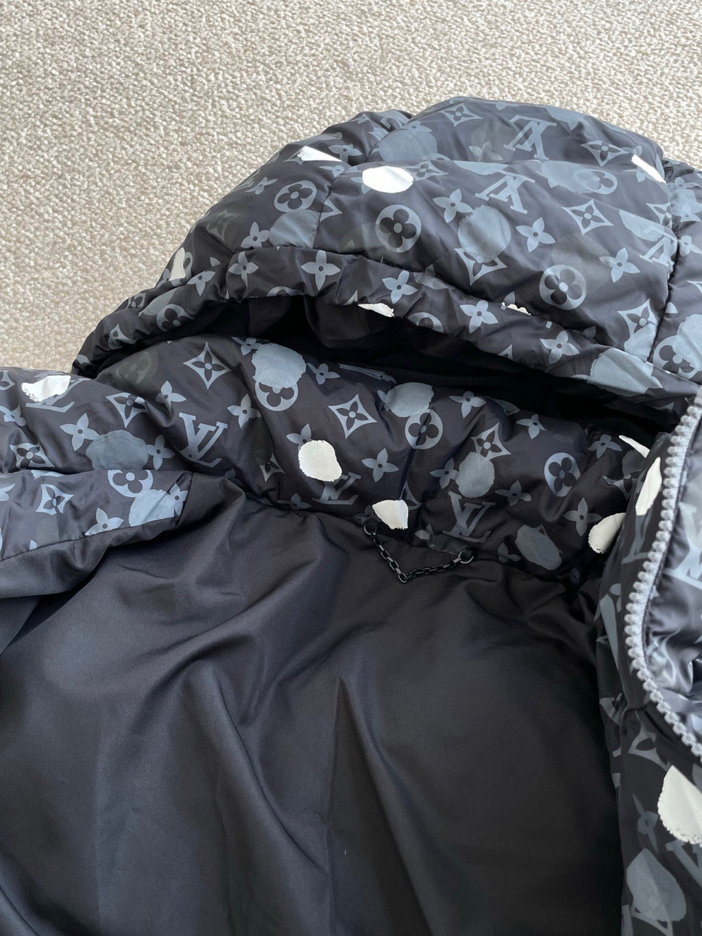 Louis Vuitton Yayoi kusama Black Polka Dot Hooded Down Jacket #96374