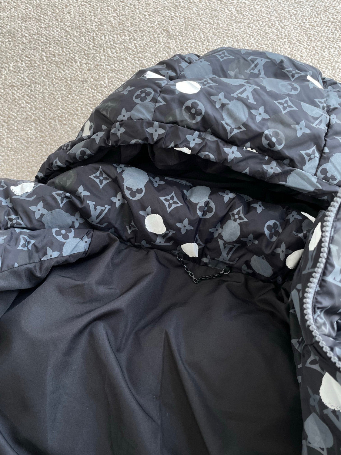 Louis Vuitton Yayoi kusama Black Polka Dot Hooded Down Jacket #96374