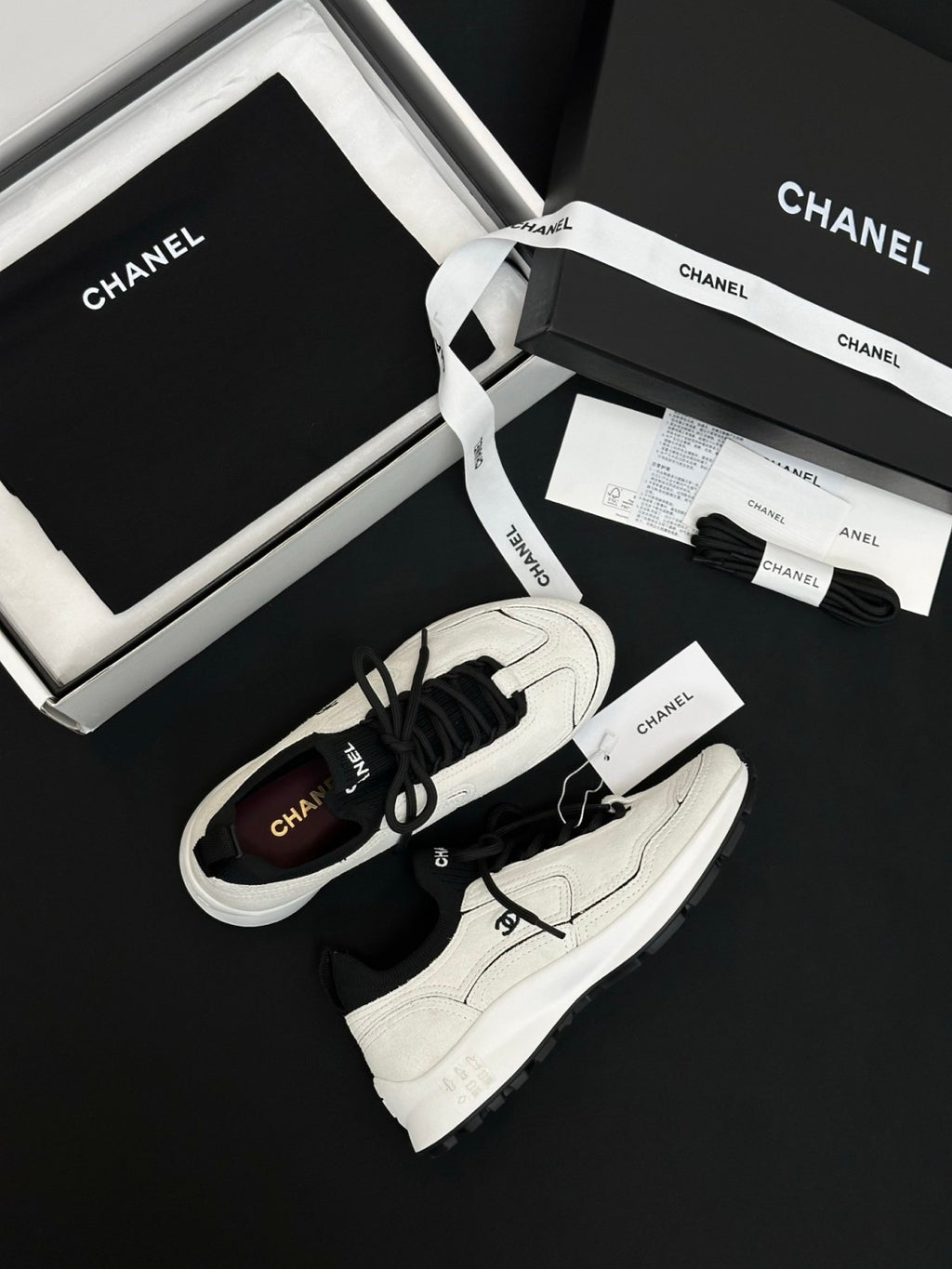 Chanel Cc Retro Casual Sneakers #387599