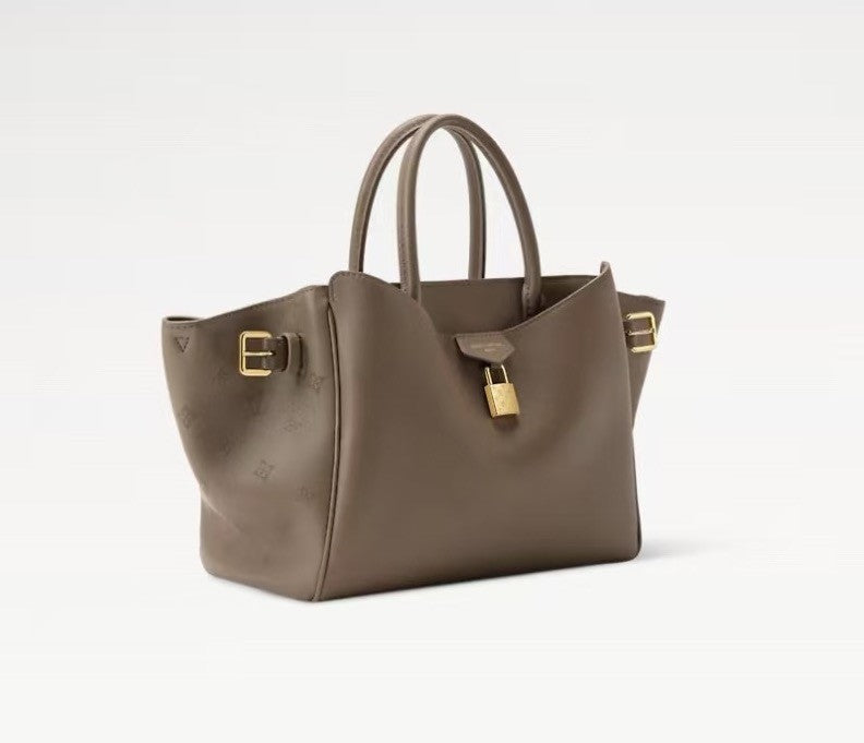 Louis Vuitton Vendôme Small Handbag Vendome  M26502 Black M27040 Gray Chip Cowhide Leather Fashionable Modern Clutch Tote Crossbody Bag Bags #195567