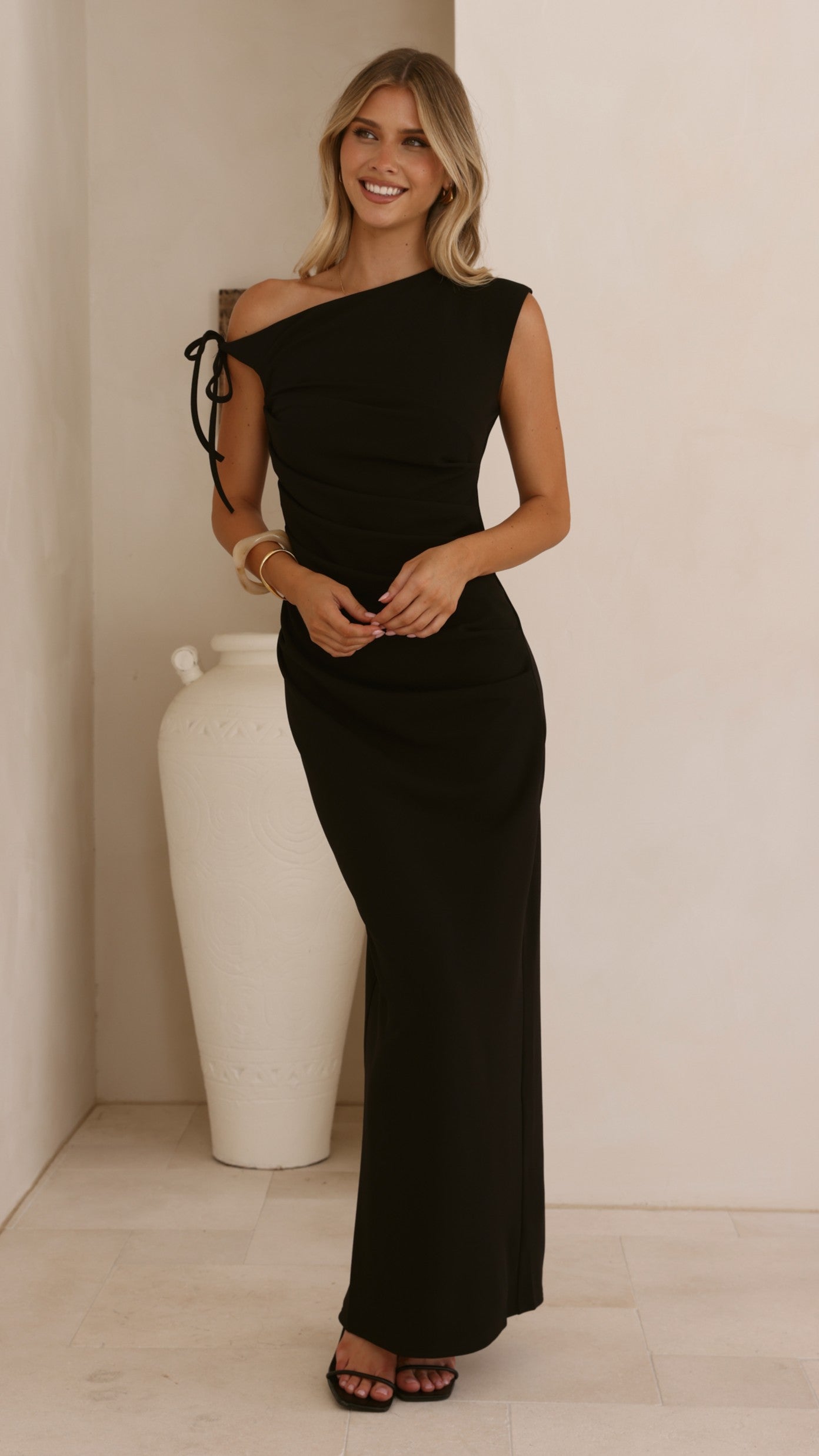 Lealah Maxi Dress - Black