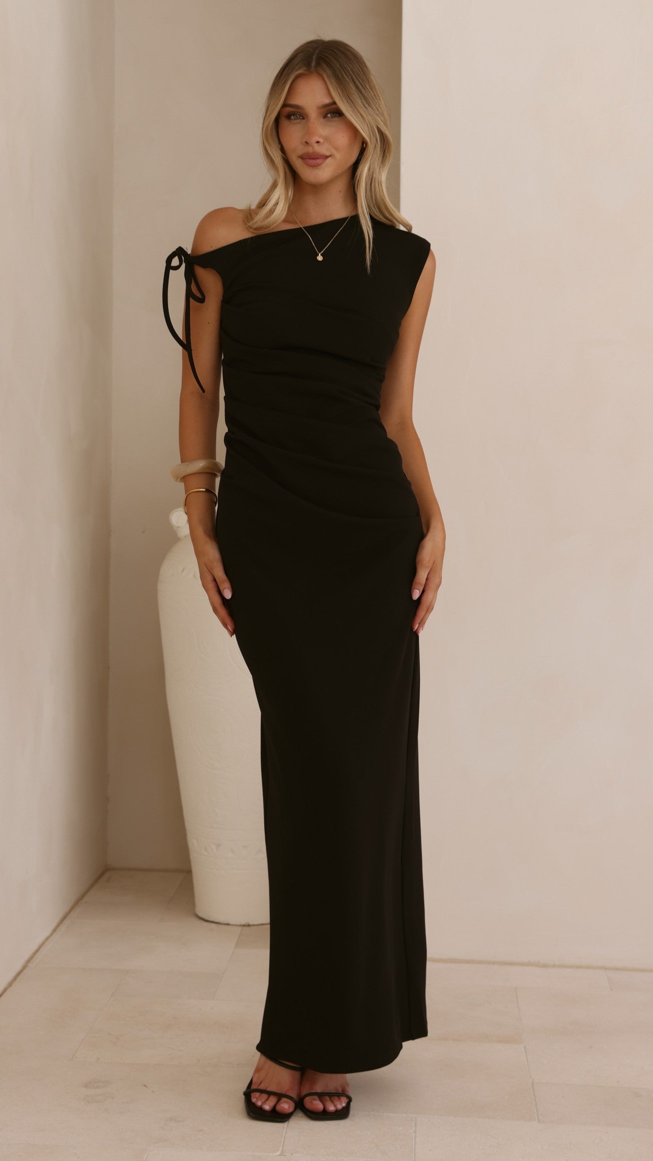 Lealah Maxi Dress - Black