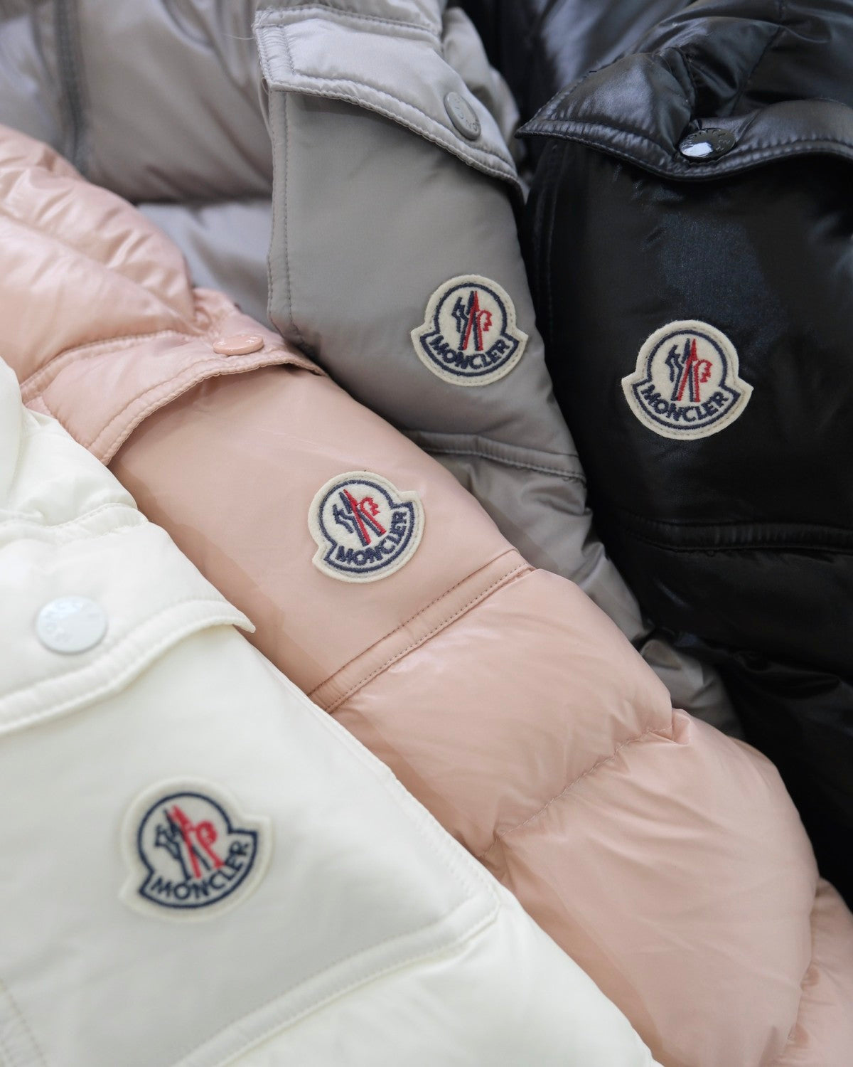 Moncler Men's Women's Maya Series Autumn And Winter Solid Color Zipper Short Warm Hooded Puffer Coat Down Jacket #71728