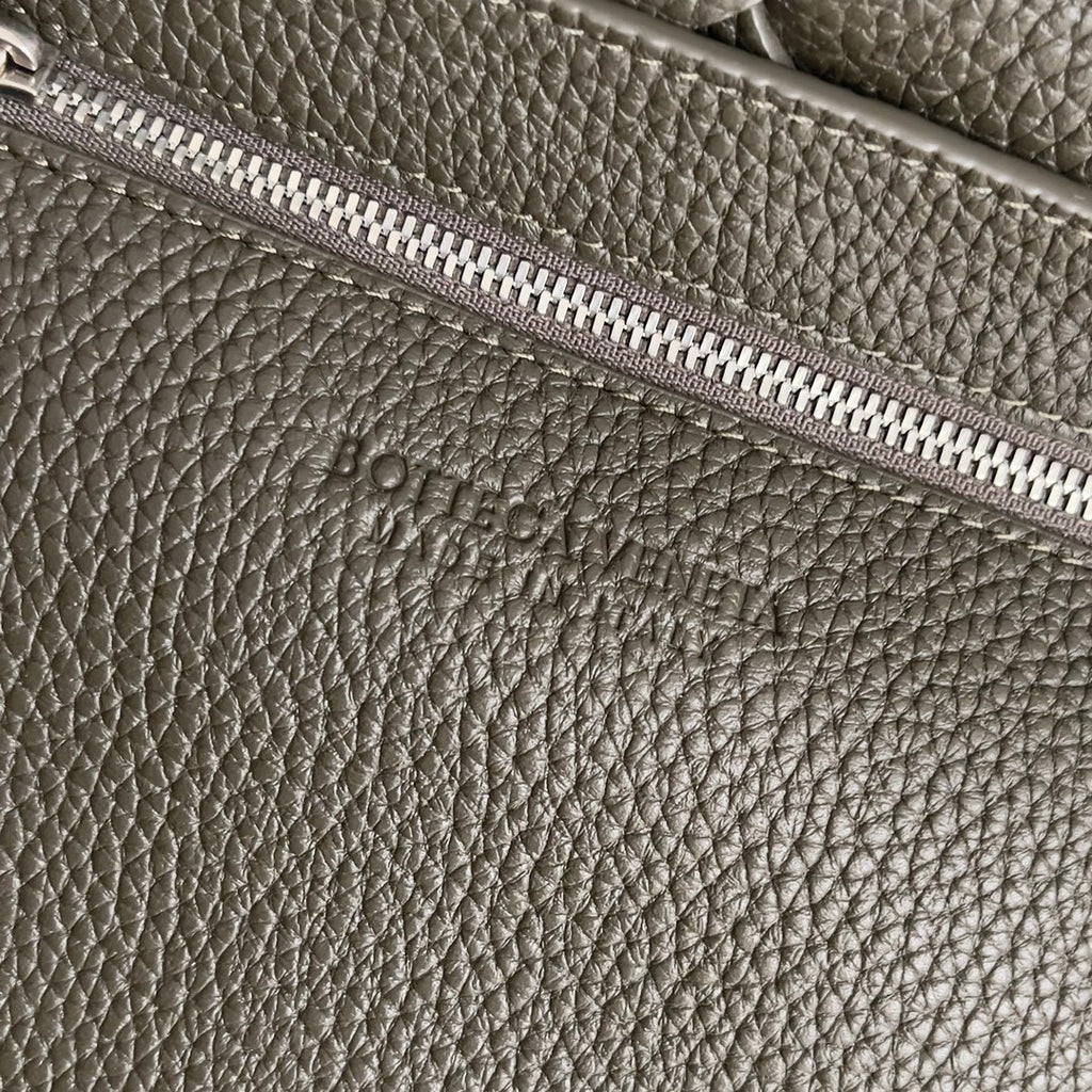 Bottega Veneta  Diago Women's And Men's Fashion Casual Leather Bag With Lychee Texture Magnetic Clasp And Braided Design Shoulder Bag And Crossbody Bag Bags 795637V4FV18803 #78344