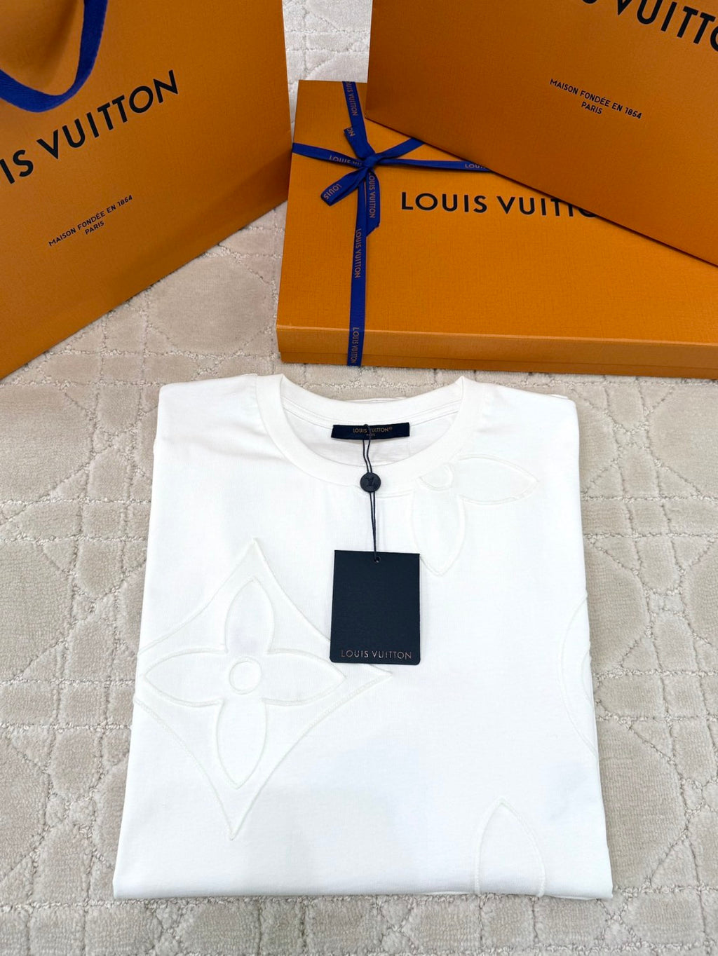 Louis Vuitton Men's Summer Embroidery Pattern Printed Solid Color Round Neck Cotton Short Sleeve T-Shirt #75389