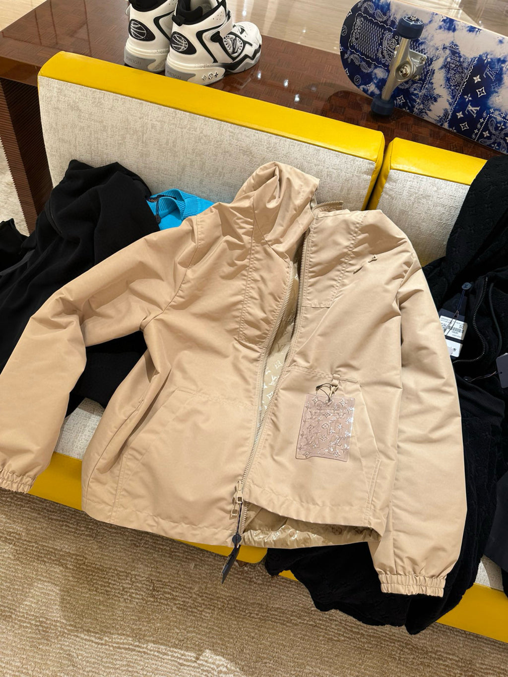 Louis Vuitton Monogram Reversible Nylon Windbreaker Men's Spring and Autumn Solid Color Logo Full Print Reversible Long Sleeve Zipper Jacket #98178