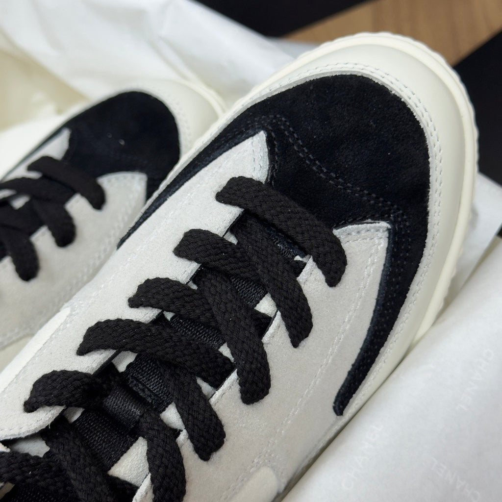 Chanel Women's COCO Nage Sneakers #335563