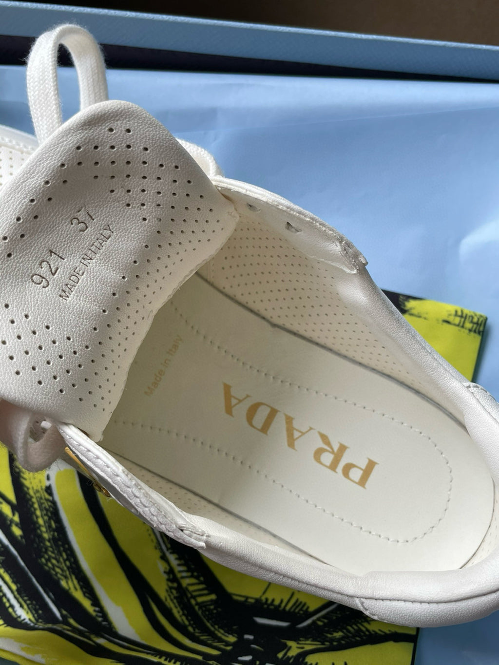 Prada Men's And Women's Spring/Summer Fashion Casual Round Toe Lace Up Enamel Triangle Metal Logo Leather Low Top Casual Sneakers  Shoes #78337