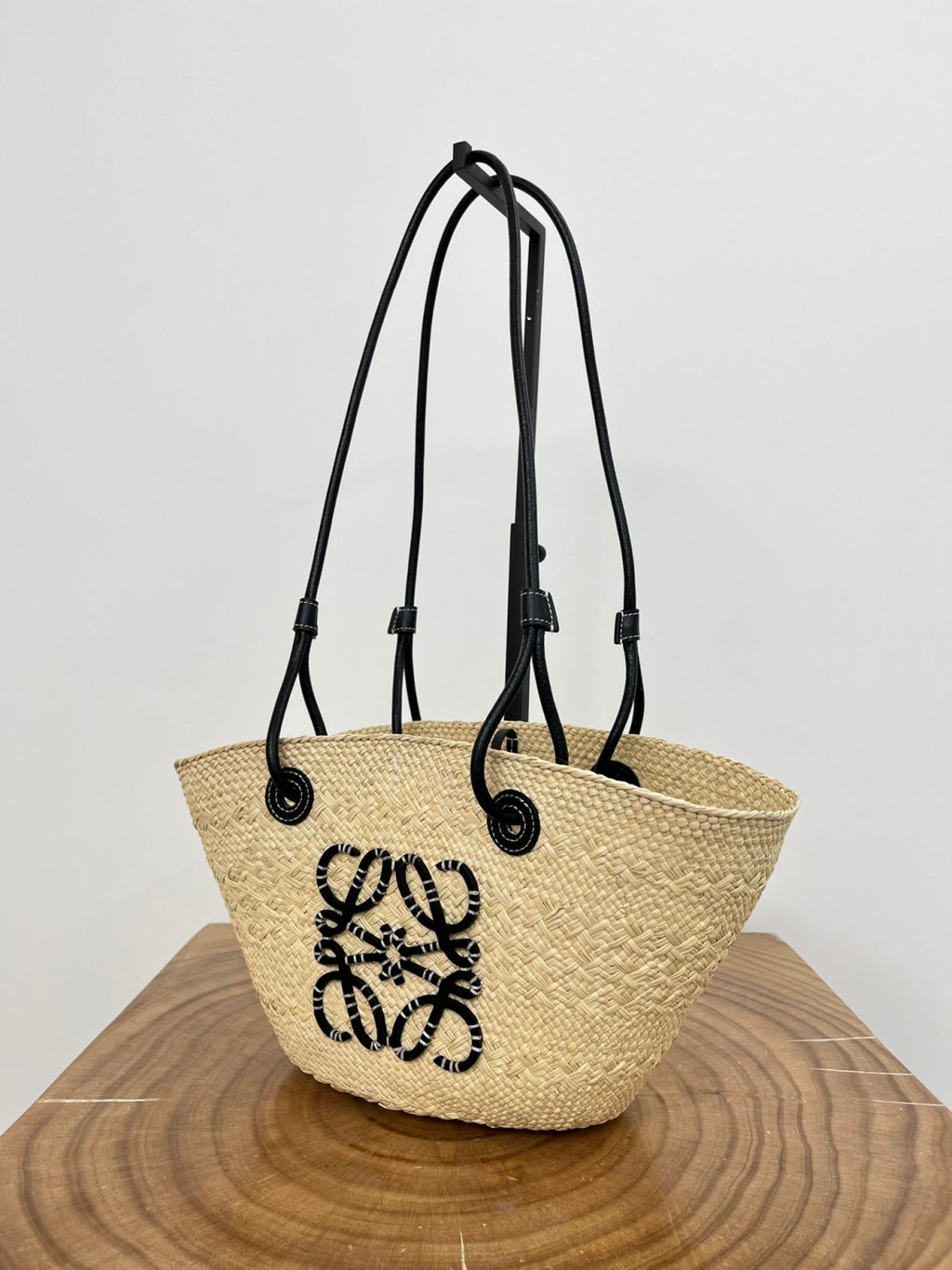Loewe Small Anagram Basket Bag in Iraca Palm and Calfskin Beige #377147