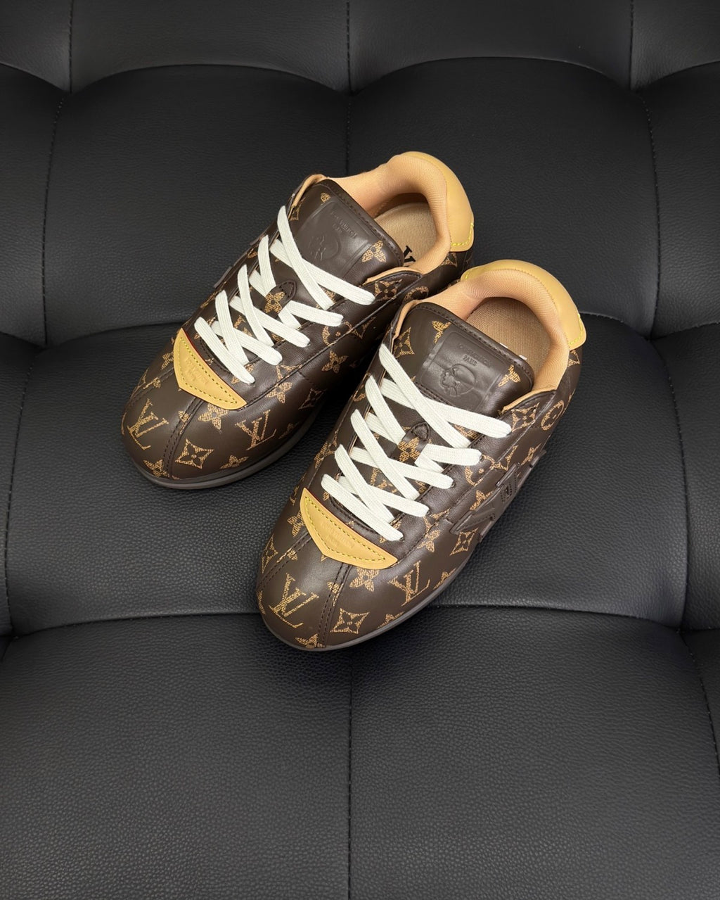 Louis Vuitton LV BUTTERSOFT Men's and Women's Spring/Summer Fashion Casual Round Toe Lace Up Logo Letter Decorated Leather Low Top Printed Sneakers Casual Shoes #78846  #335472