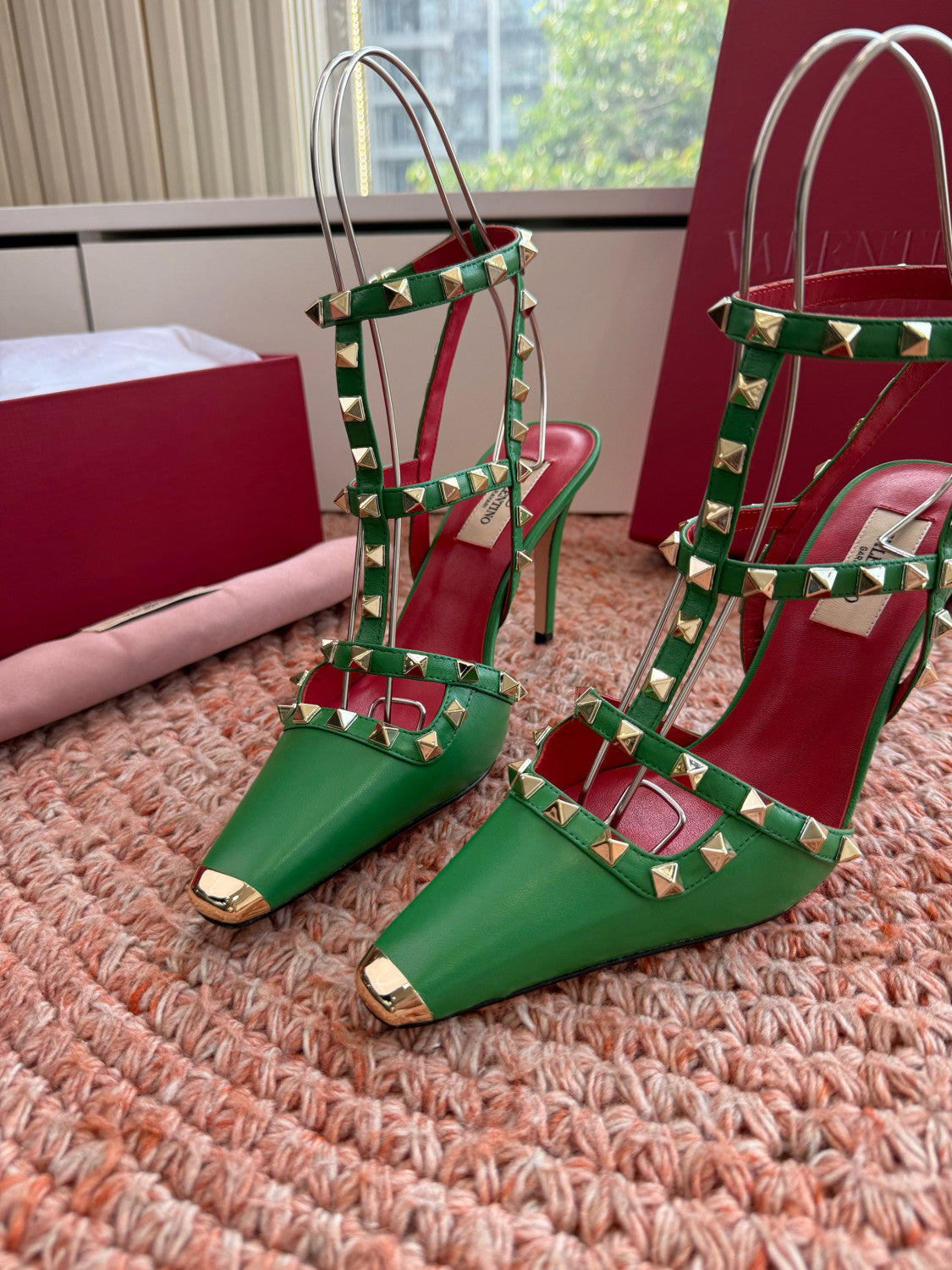 Valentino Rockstud Kidskin Pumps 100mm for Woman #385071