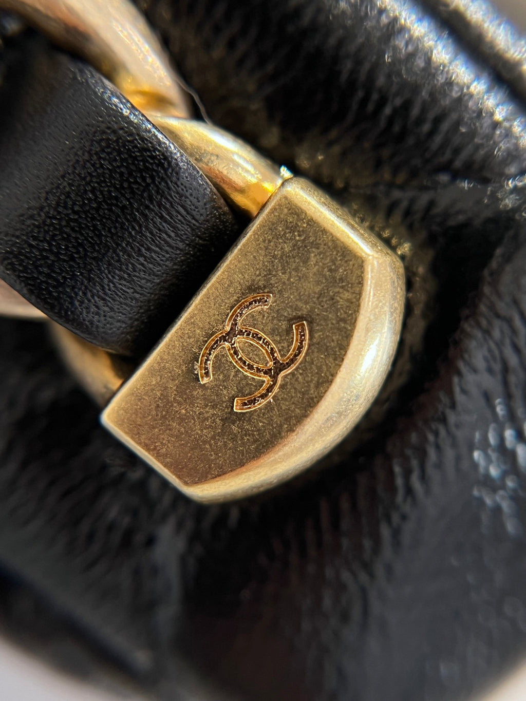 Chanel 24A Chain Shoulder Strap Flap Diamond Shiny Sheepskin Shoulder Crossbody Bag  #333559