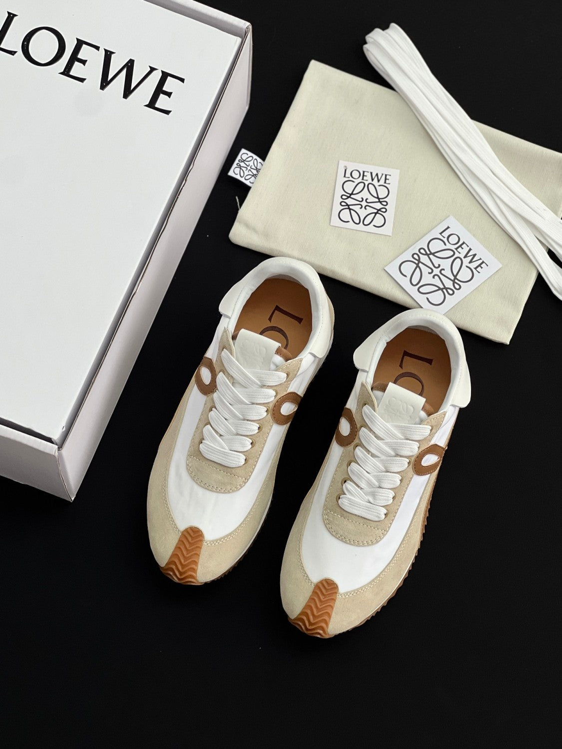 LOEWE Flow Runner 2.0 in Nylon and Suede #385055