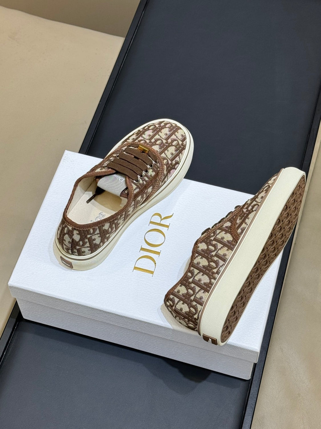 DIOR Dior Saltwind Sneaker Bleu Ciel #377872