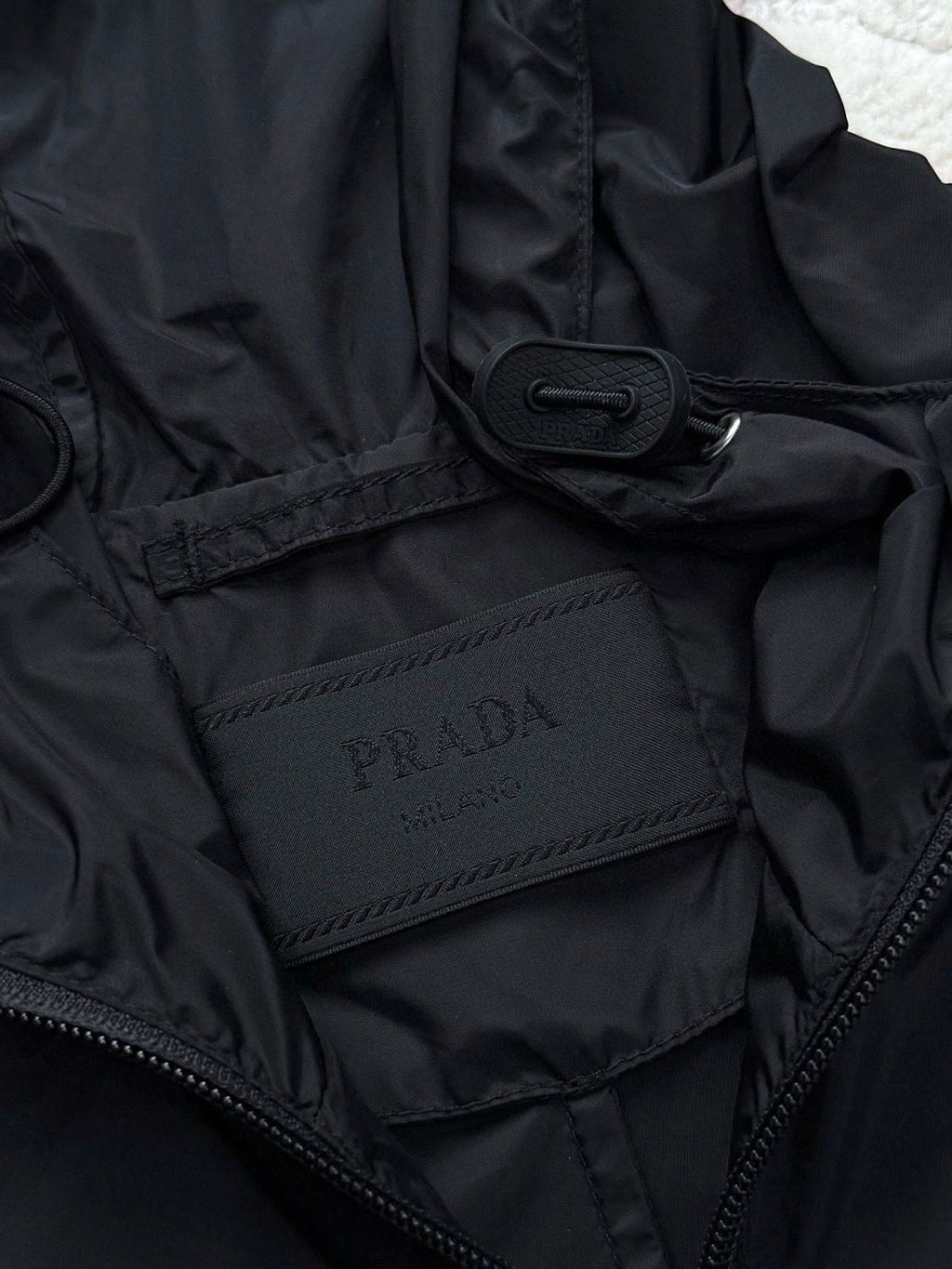 Prada Men's Spring/summer Fashion Casual Color Block Logo Badge Zipper Hooded Elastic Waist Loose Jacket Striped Patchwork Loose Cuffs Casual Pants Nylon Fabric Suit Set #78355