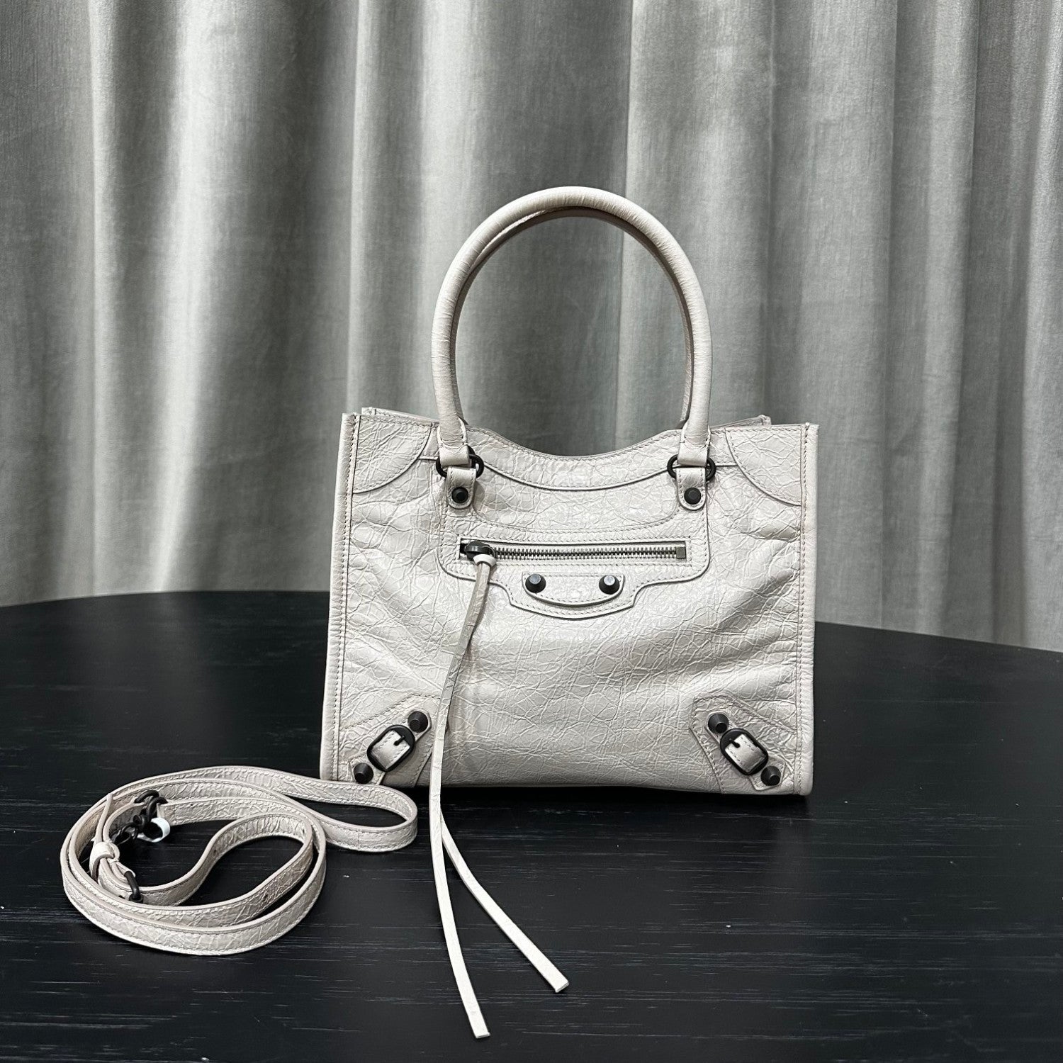 Balenciaga Le City Vertical Tote Bag Motorcycle Bag Cracked Old Retro Rivet Tassel Zipper Commuting Casual Bag #332658