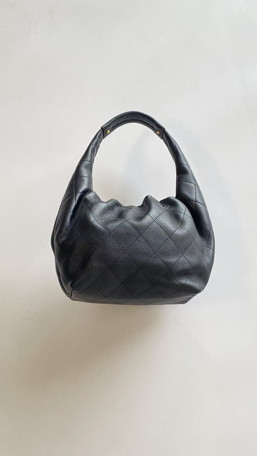 Chanel 26 Women's Large Hippie Bag Calfskin And Gold-tone Metal Bobo Haas Calfskin #332931