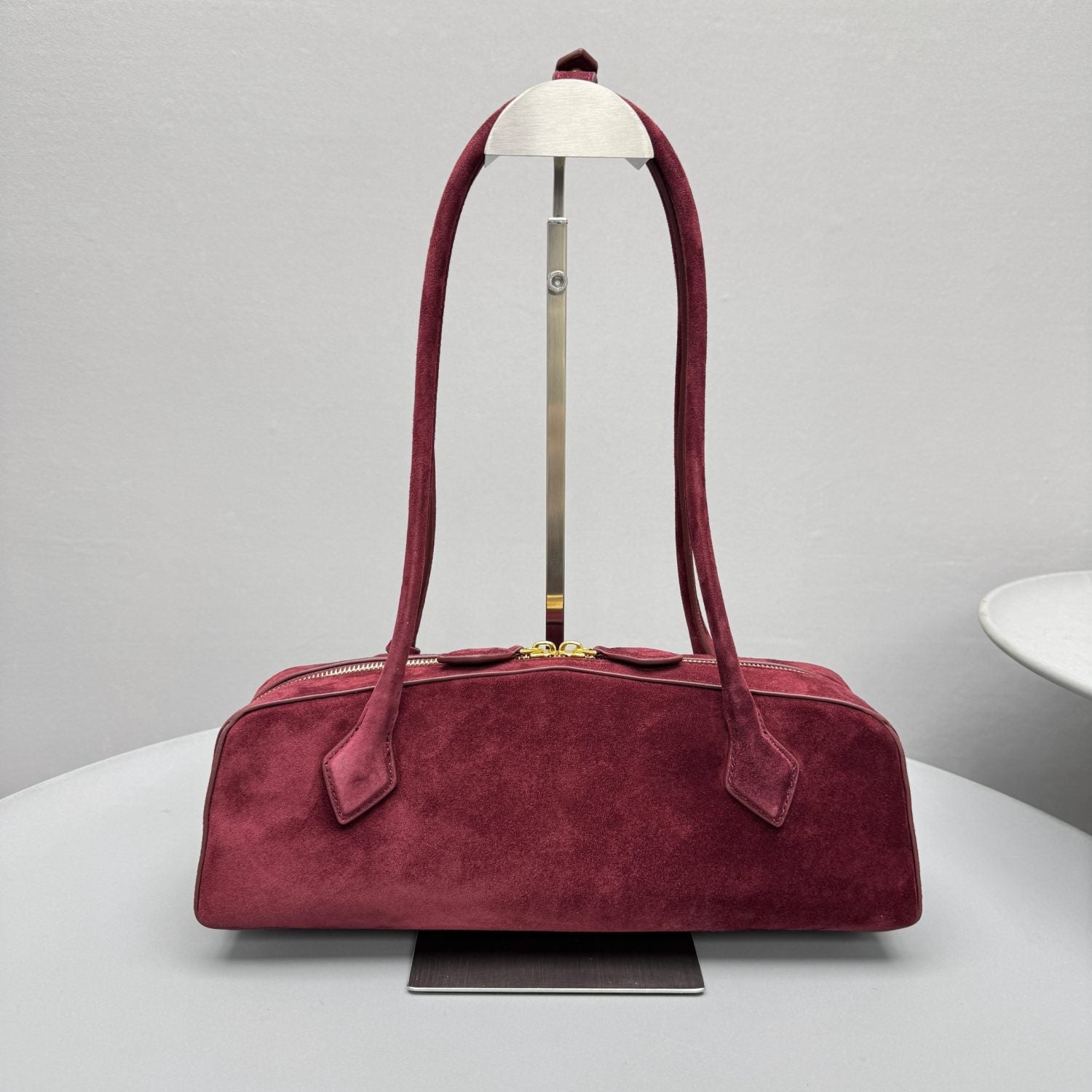 Alaïa Raspberry Le Teckel Medium Bag in Nubuck #320545