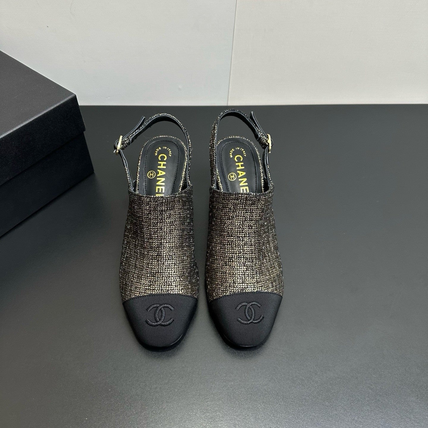 Chanel Women's Back Lace-Up Shoes #333843