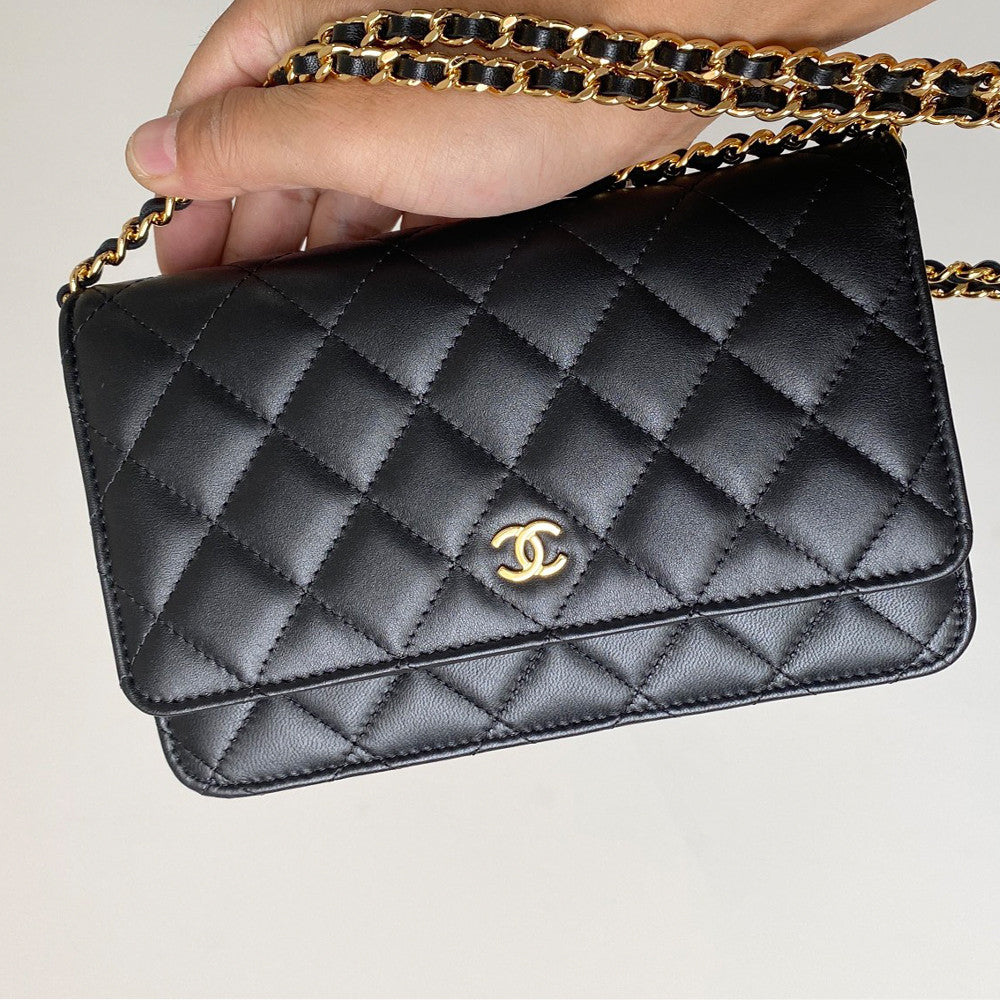 CHANEL Classic CC Logo Silver Buckle Lychee Leather Black #332724