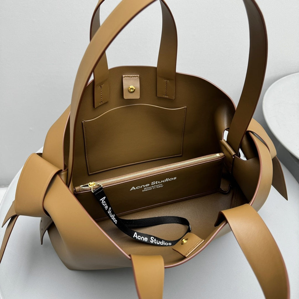 Acne Studios Tote Twisted Knot Decoration Engraved Logo Magnetic Closure Crossbody Bag #332333