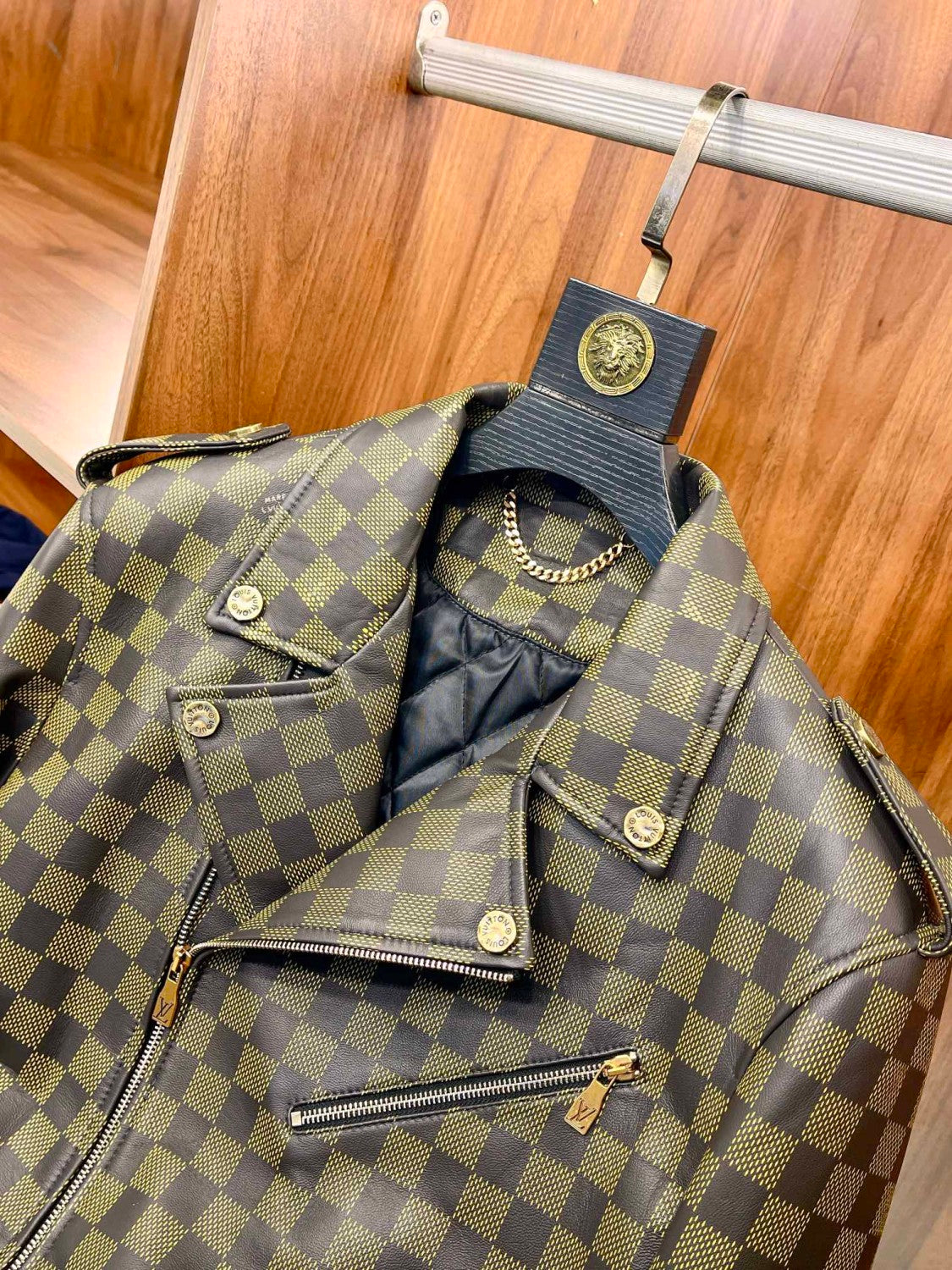 Louis Vuitton Men's Autumn and Winter Checkerboard Print Zipper Short Lapel Long Sleeve Leather Jacket #73267
