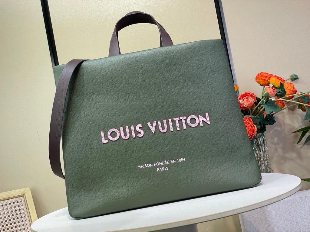 Louis Vuitton Shopper Tote MM Autres Cuirs Men Bags Fashionable Two-Tone Handbag  Bag Trendy Casual Luxury Logo Print Clutch M24457 M13979 M13982 M26082 M15273 #82365A