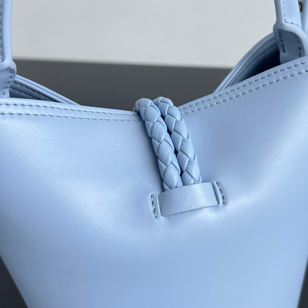 Bottega Veneta Liberta Women's Adjustable Detachable Shoulder Strap Solid Color Leather Bucket Bag Single Shoulder Crossbody Handbag Bags #77161