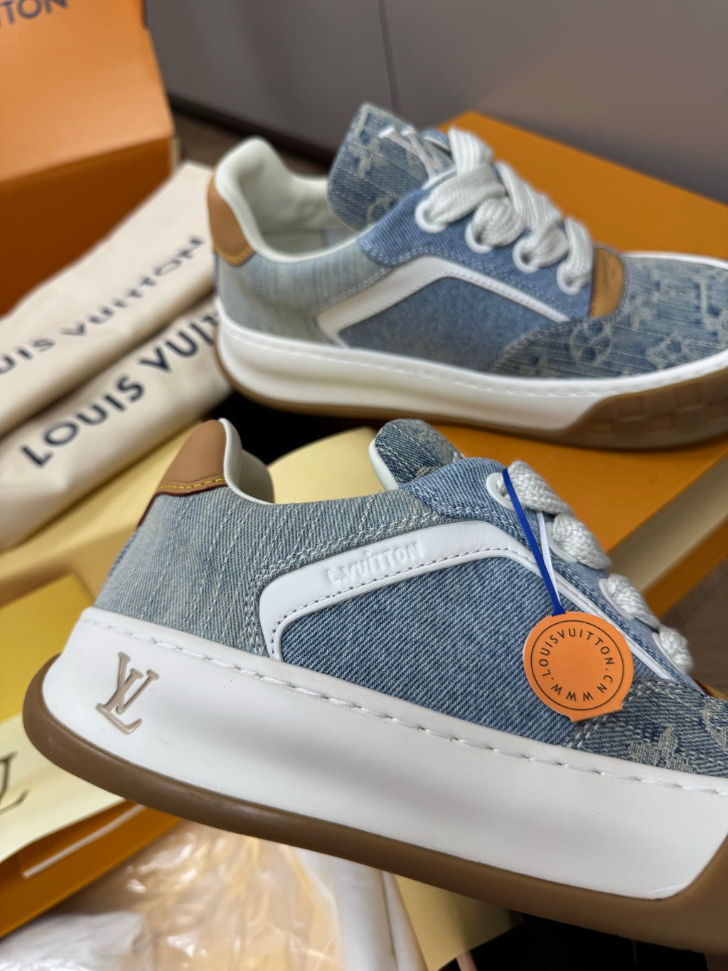 LOUIS VUITTON LV Tilted Sneaker Shoes #388719