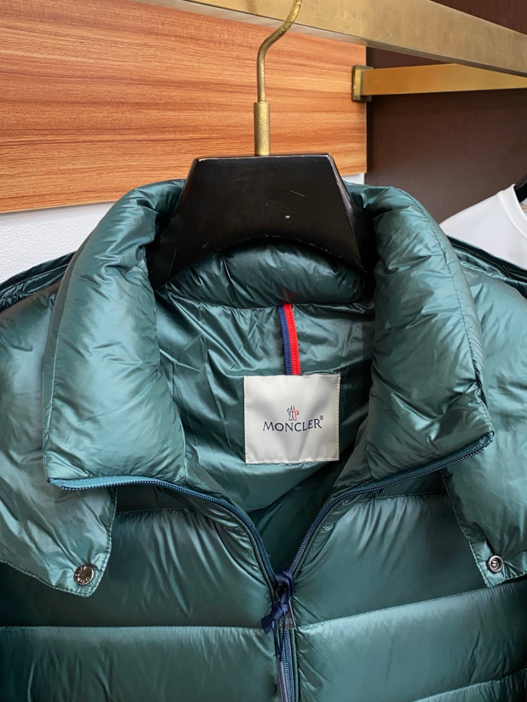 Moncler Men's Down Hooded Jacket #337108