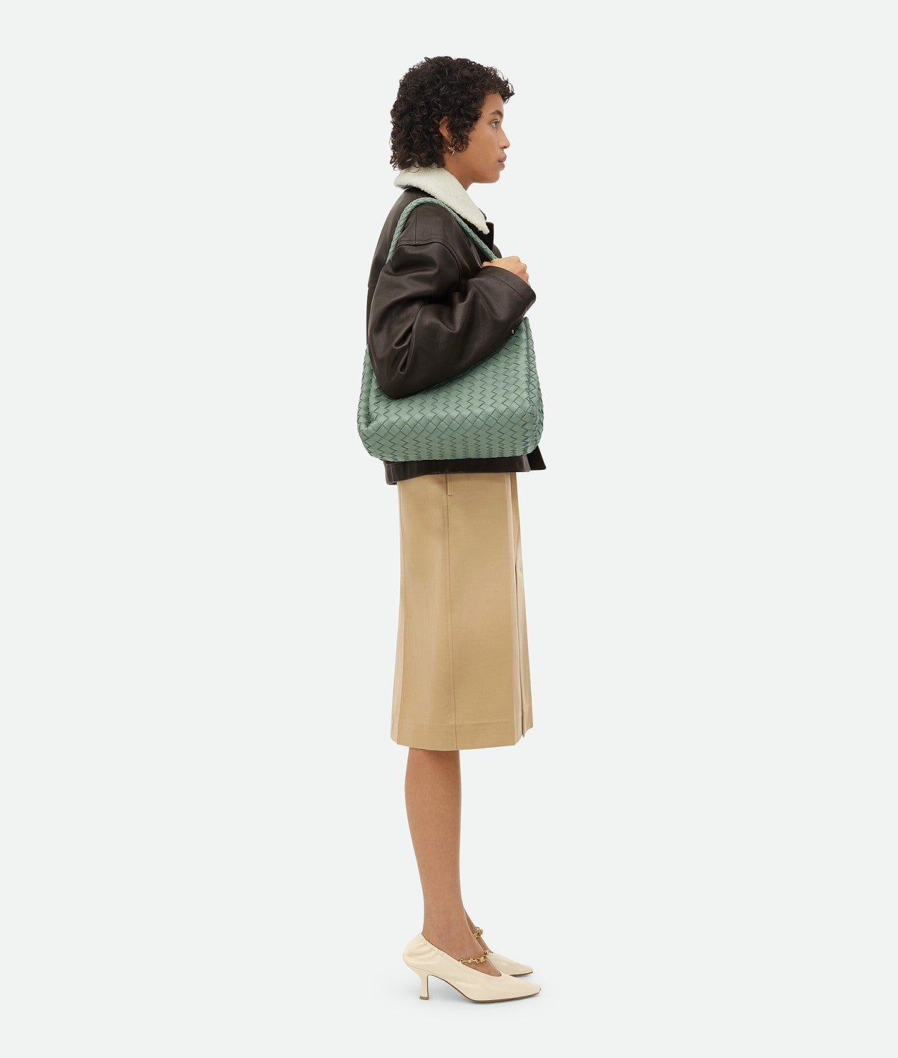 Bottega Veneta Large Parachute Women's Solid Color Lambskin Woven Tote Bag Bags #76484