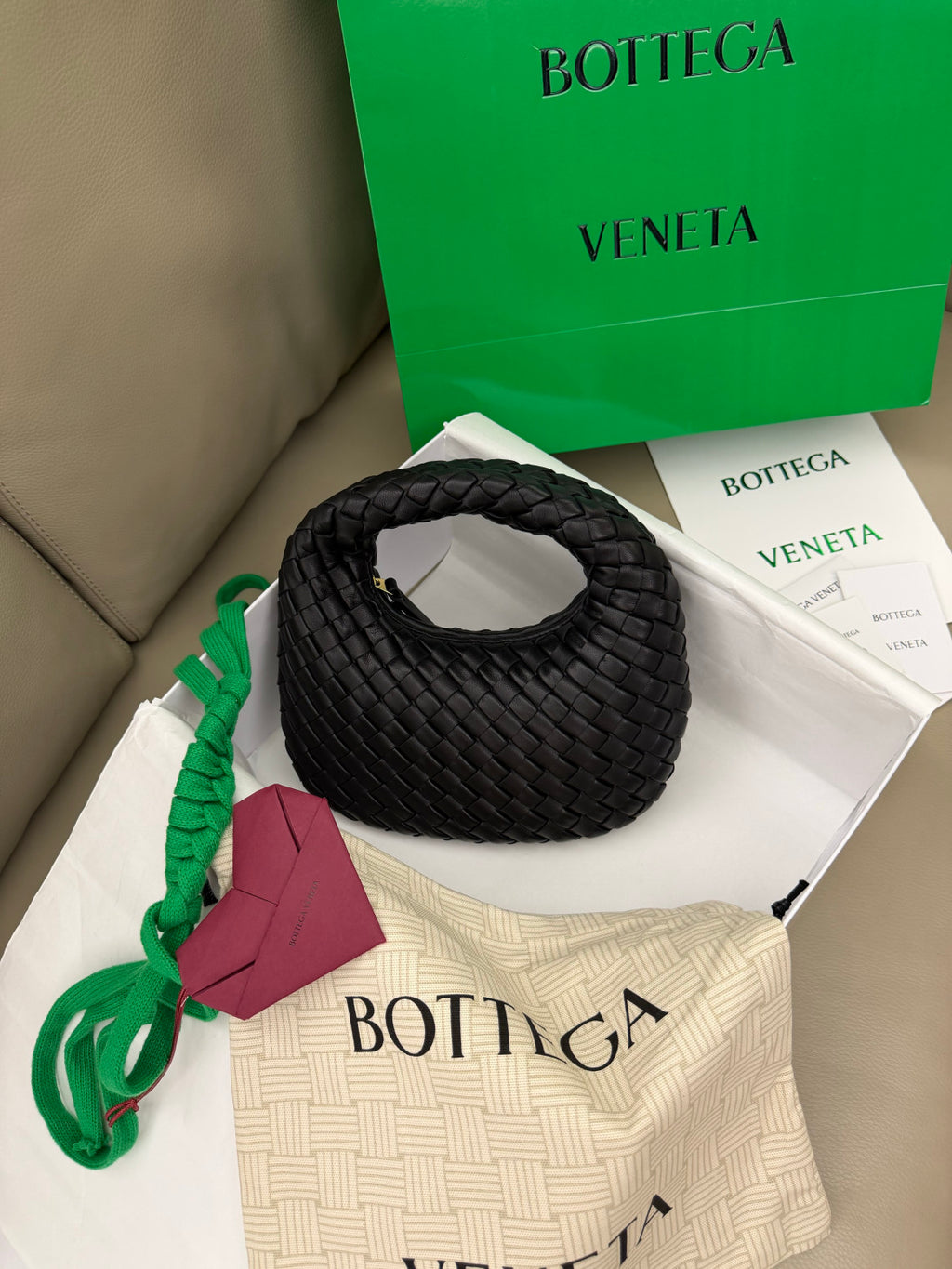 Bottega Veneta Mini Veneta Handbag Intrecciato-woven Fashionable Clutch Bag Solid Colour 867031V66V07258 #197545