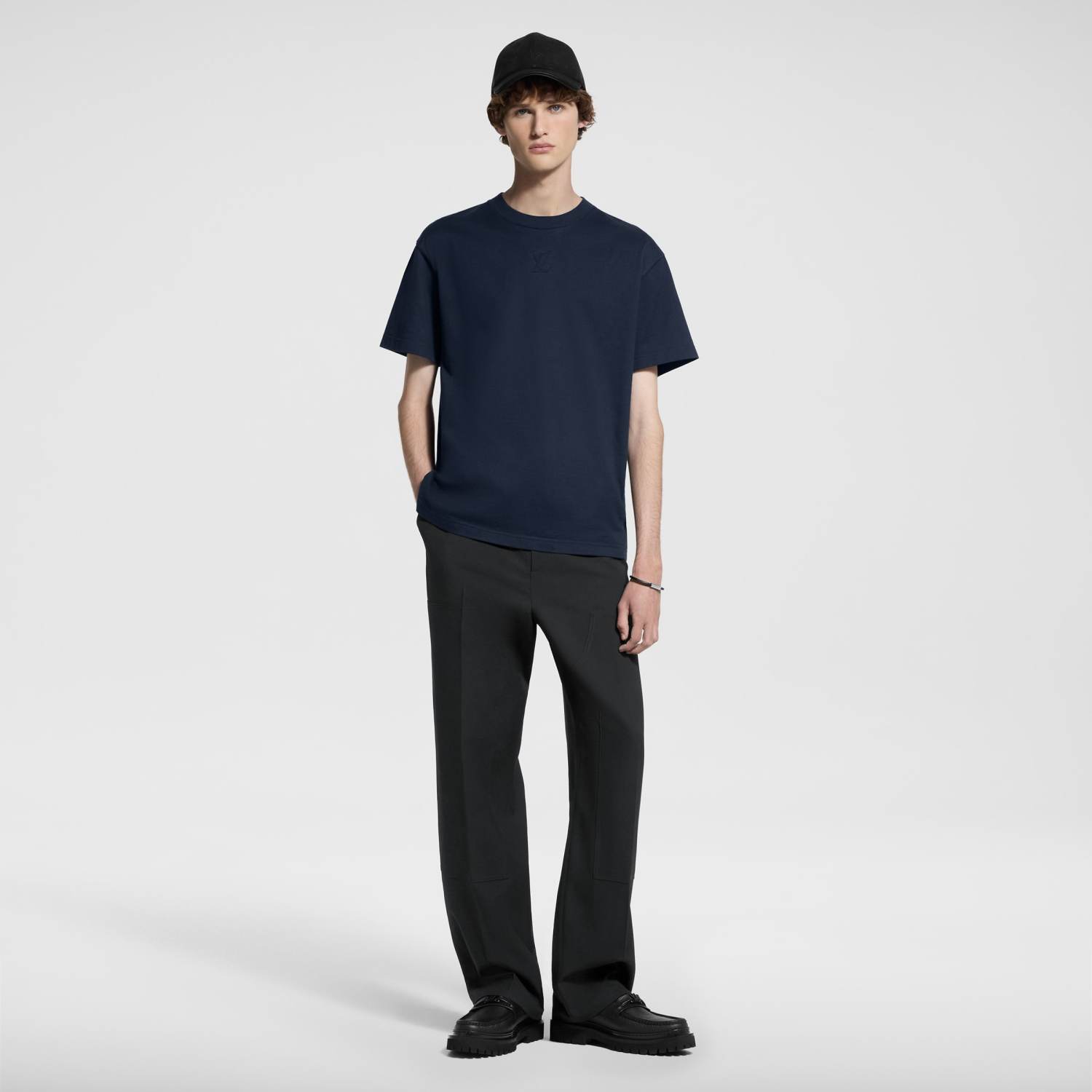 Louis Vuitton Embossed Lv T-shirt #334929