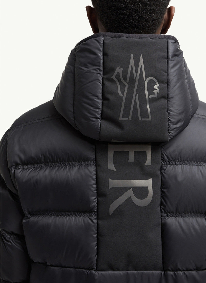 Moncler Men's & Women's Gardy Hooded Short Puffer Down Jacket Fall/Winter Solid Color Zipper-Front Slim Fit Down Jacket #81531