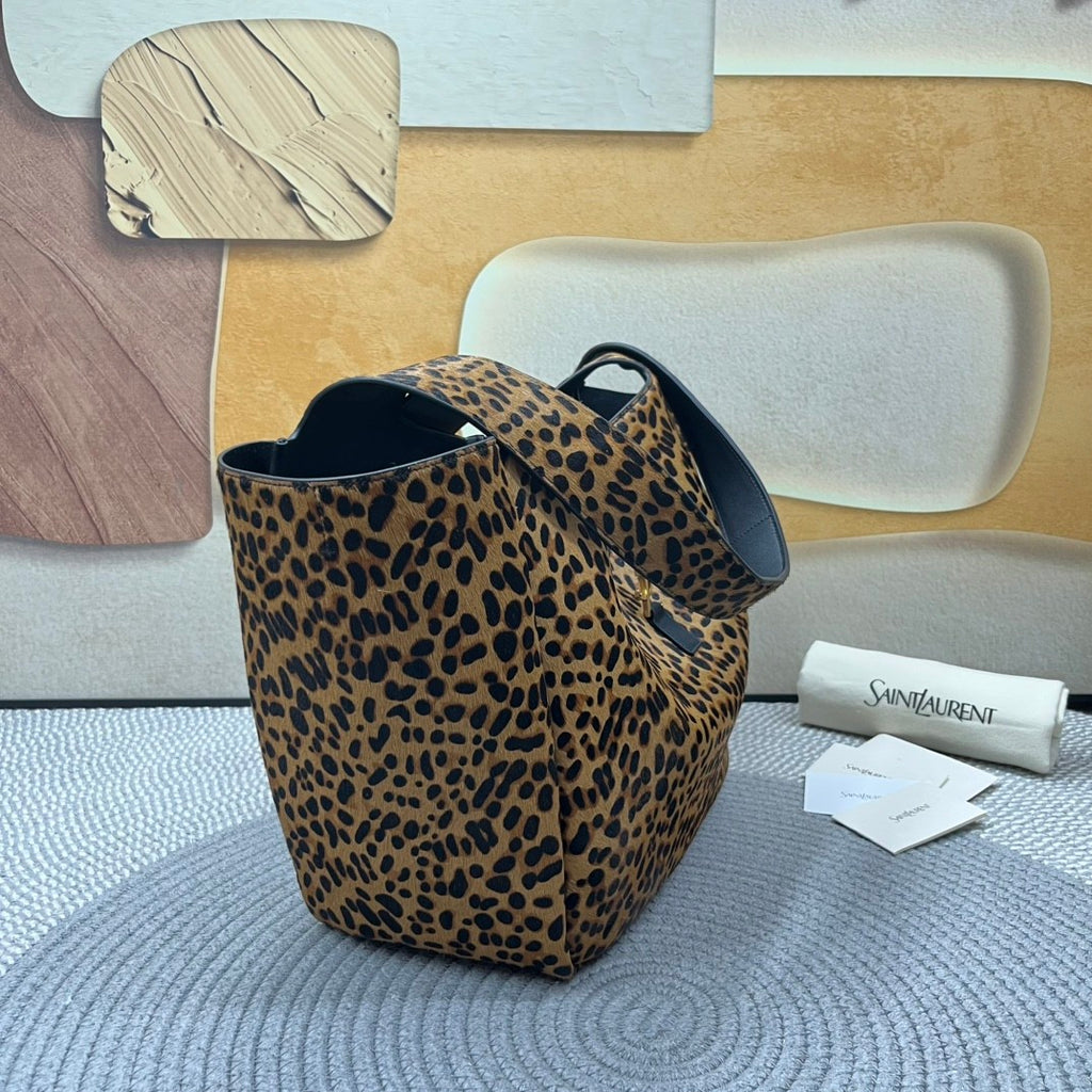 Saint Laurent Le 5 À 7 Bea Shearling-effect Handbag Ysl Bea Horizontal Tote Leopard-print Leather Tote Fashionable Luxury Elegant Clutch Spacious Capacity Bag 763435AAD0N2063 #195462