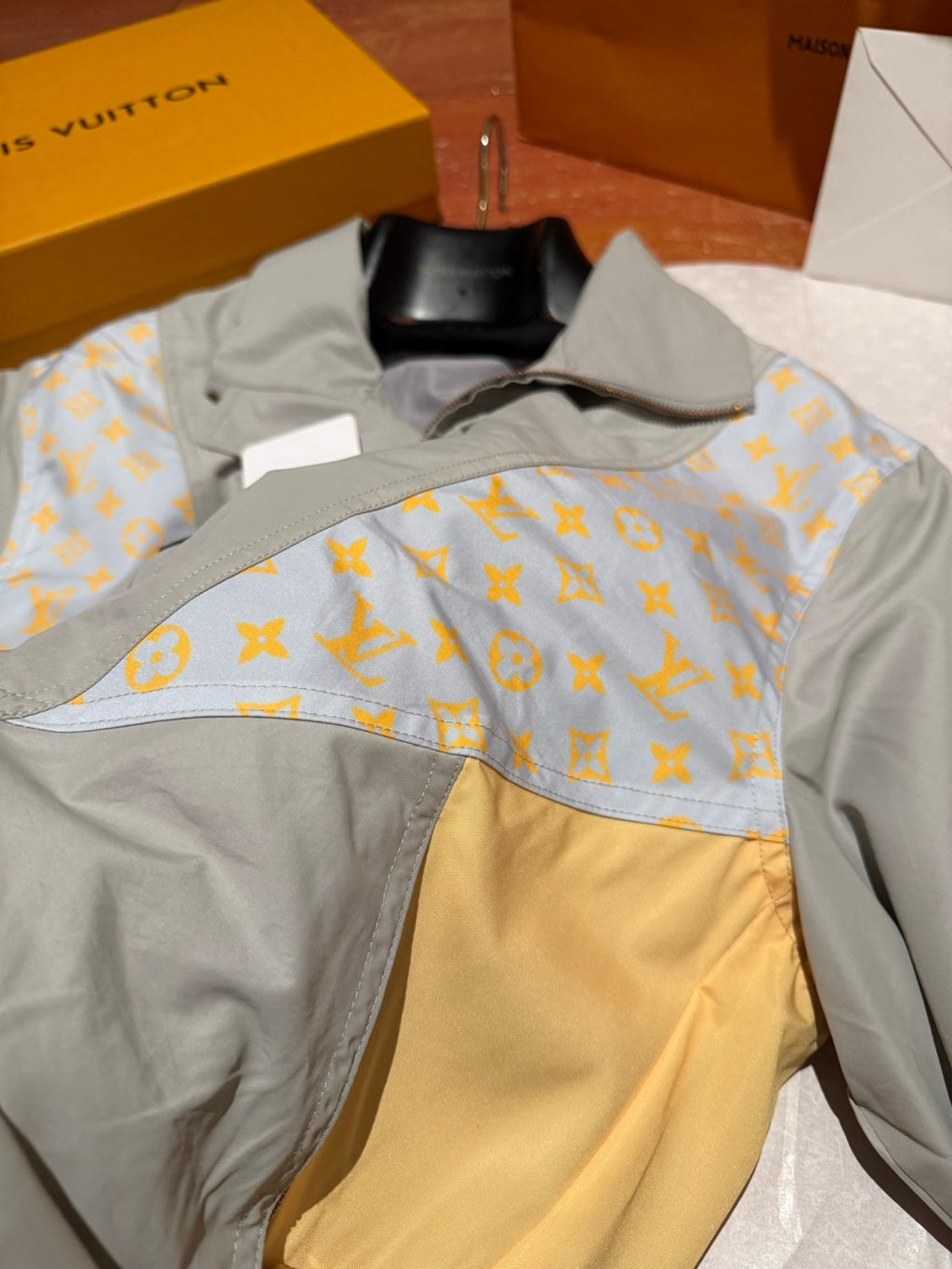 Louis Vuitton MONOGRAM Men's And Women's Spring/Autumn Fashion Casual Color Blocked High Neck Zipper Long Sleeved Jacket #78276