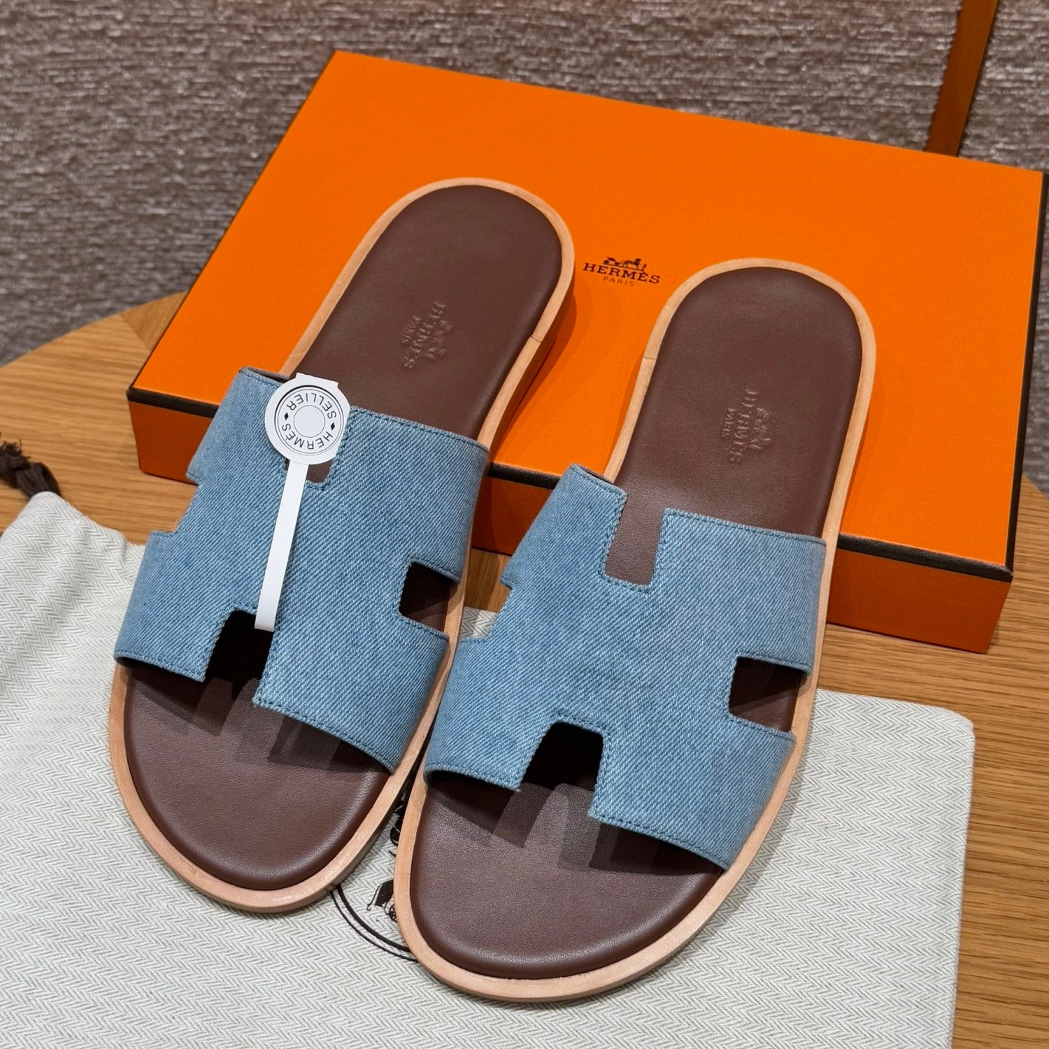 Hermes  Men's Summer Izmir Sandals Embroidered Leather Cowboy Round Toe Flat Casual Slippers Shoes #81317